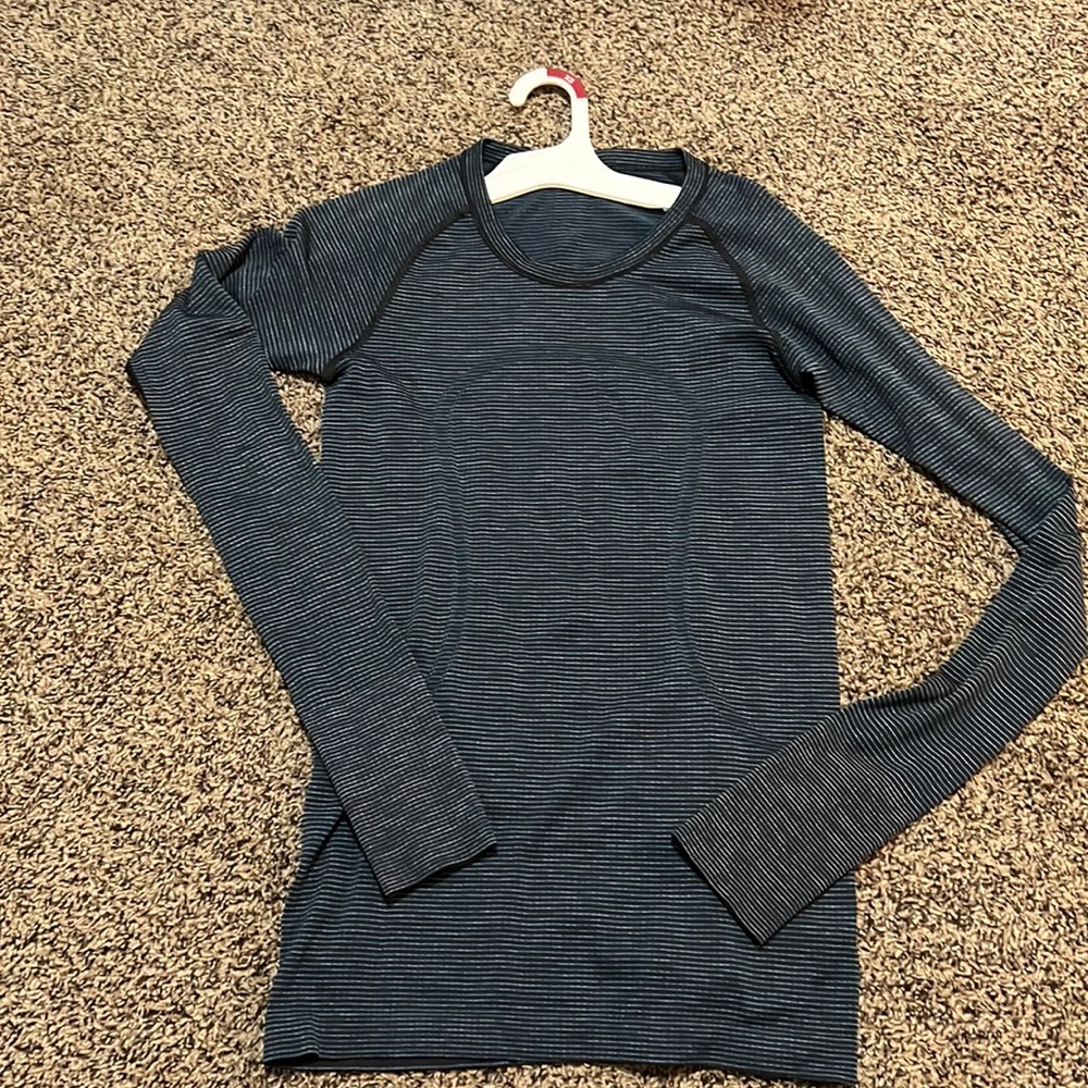 Lululemon swiftly tech